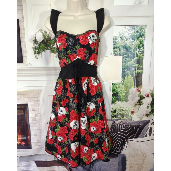 Hot Topic Size 12 Dress Day of the Dead Rose Skull Halloween WhimsyGoth - Picture 1 of 9